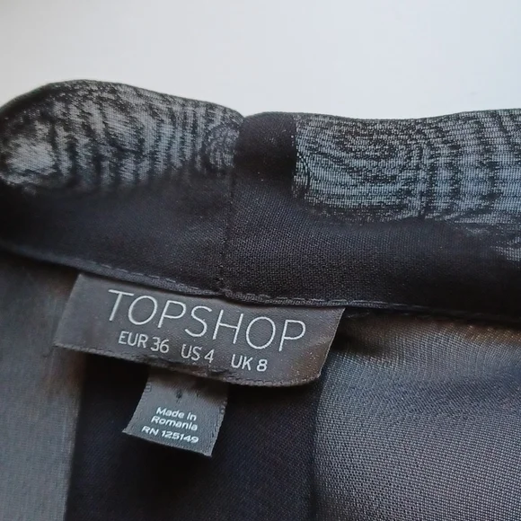TOPSHOP BLACK BLAUSE  Size 4 - Picture 3 of 6